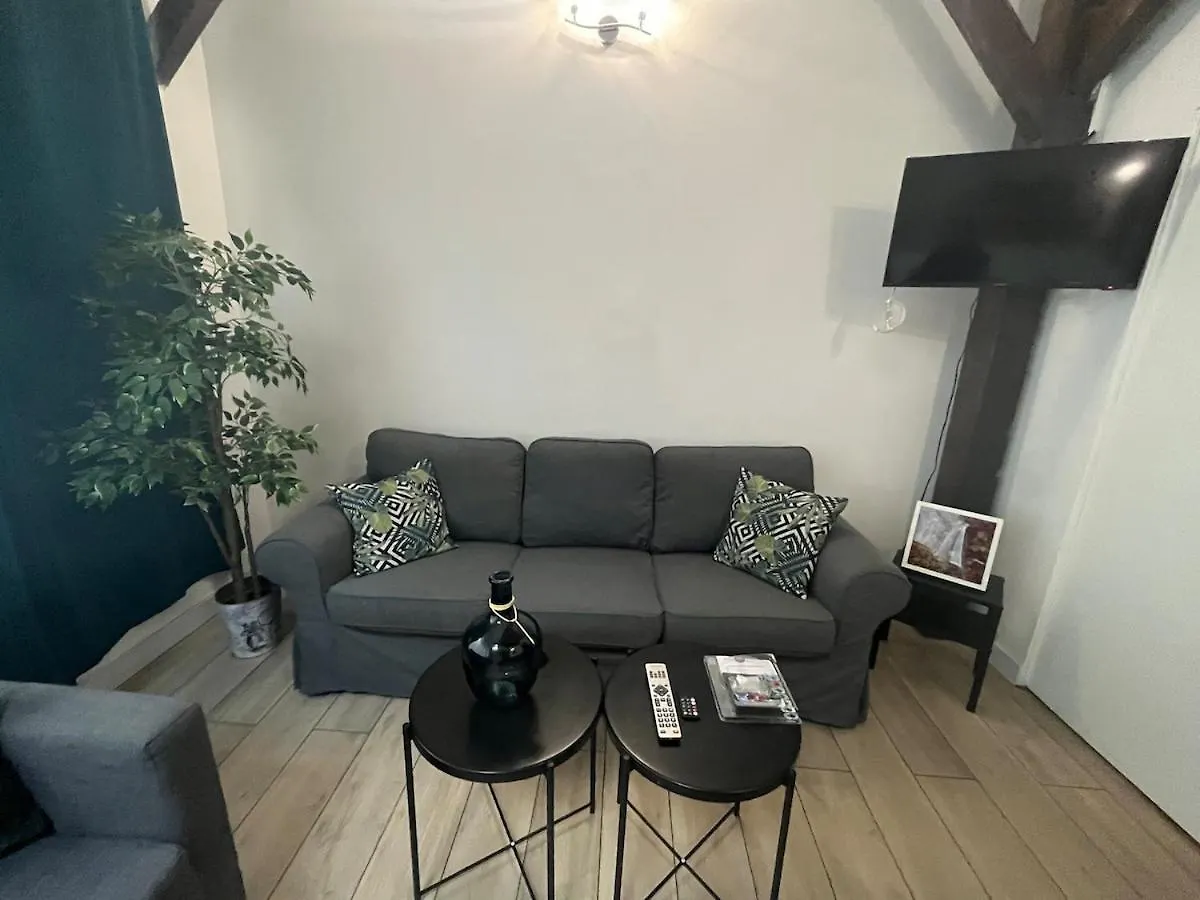 Apartment Berbere 13 People Paris Place De La Nation