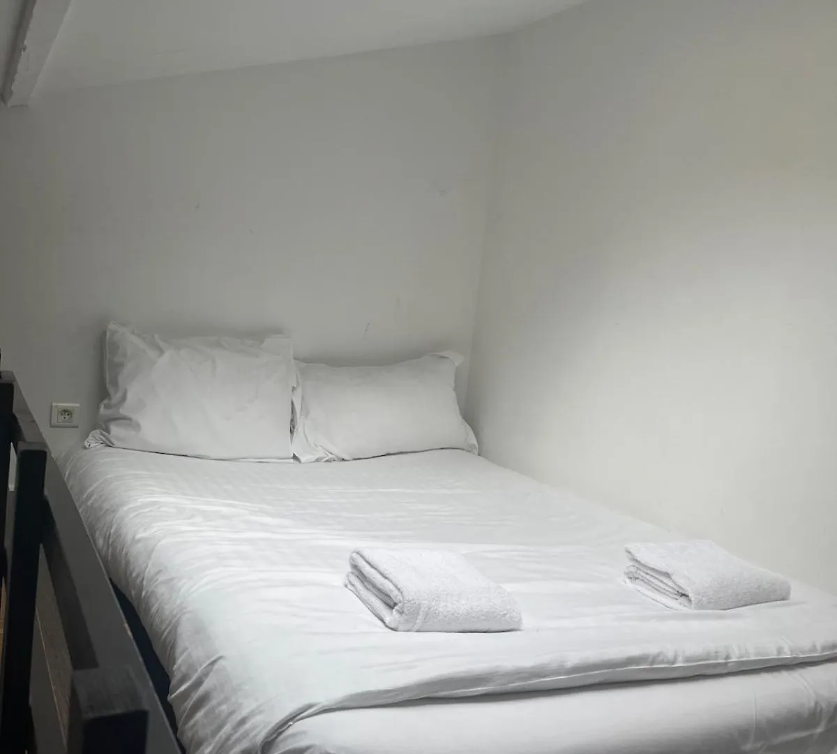 Berbere 13 People Paris Place De La Nation Apartment
