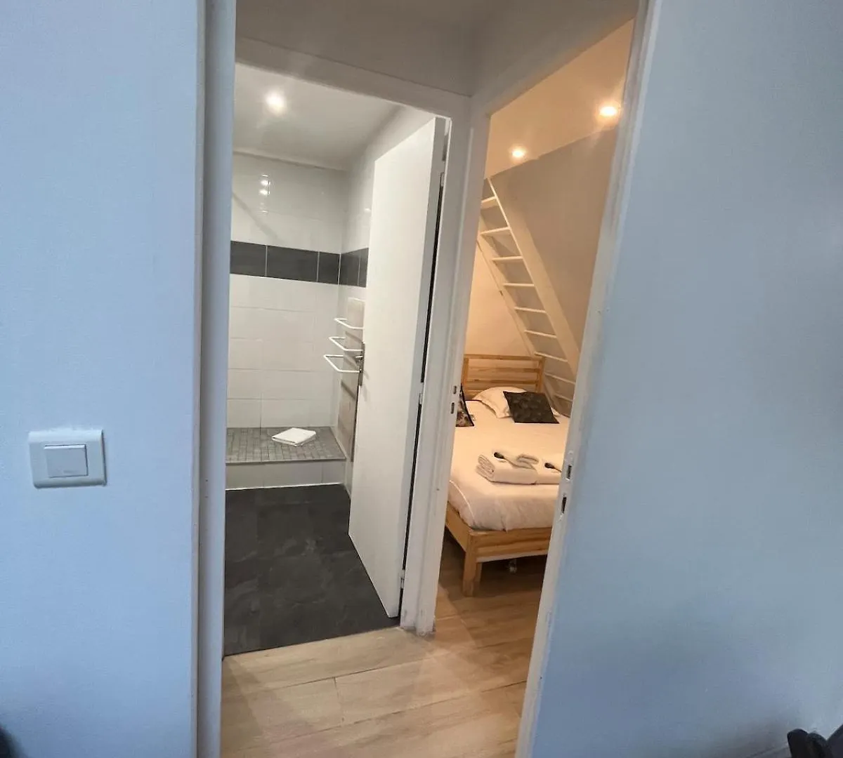 Berbere 13 People Paris Place De La Nation Apartment