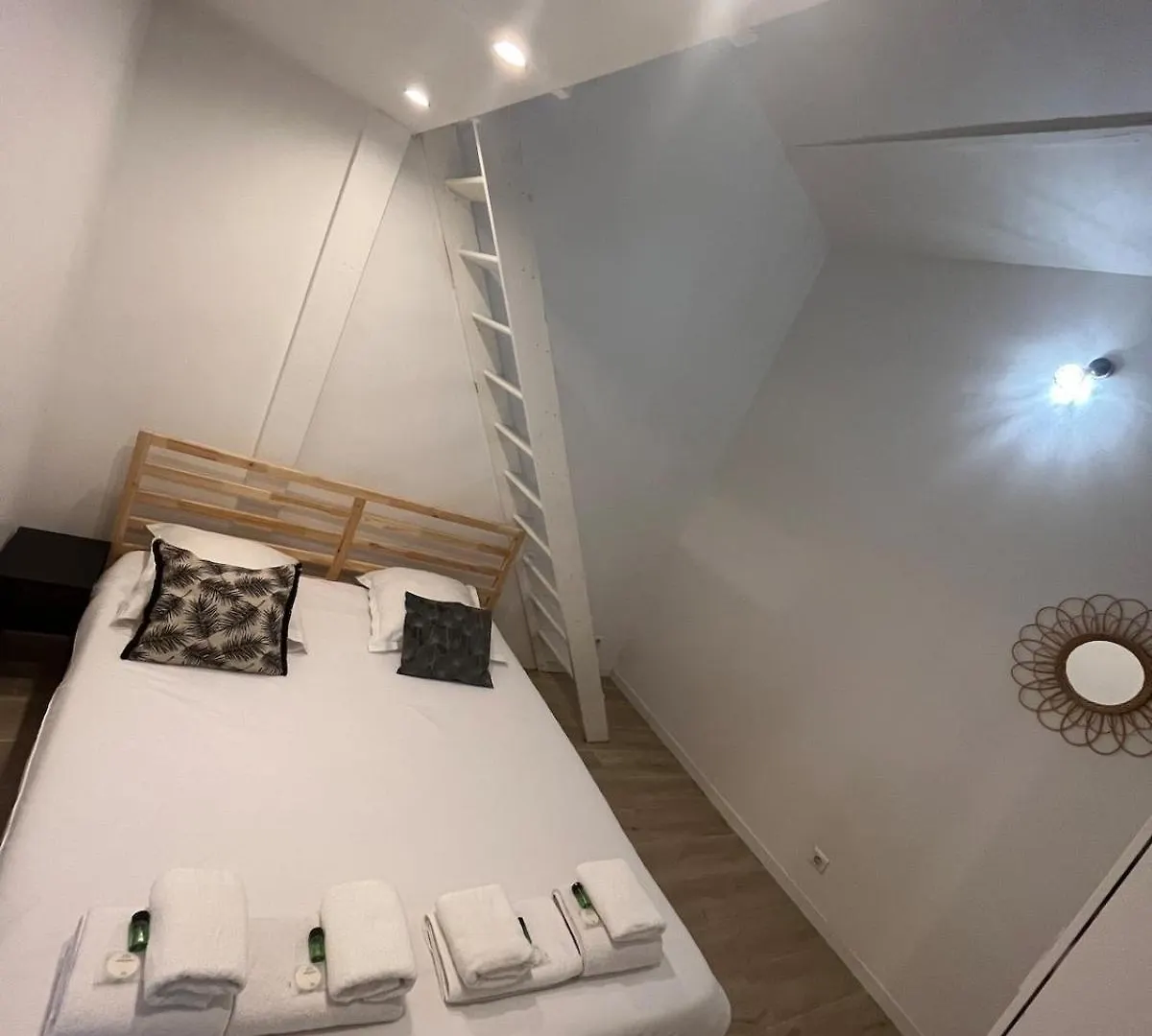 Berbere 13 People Paris Place De La Nation Apartment