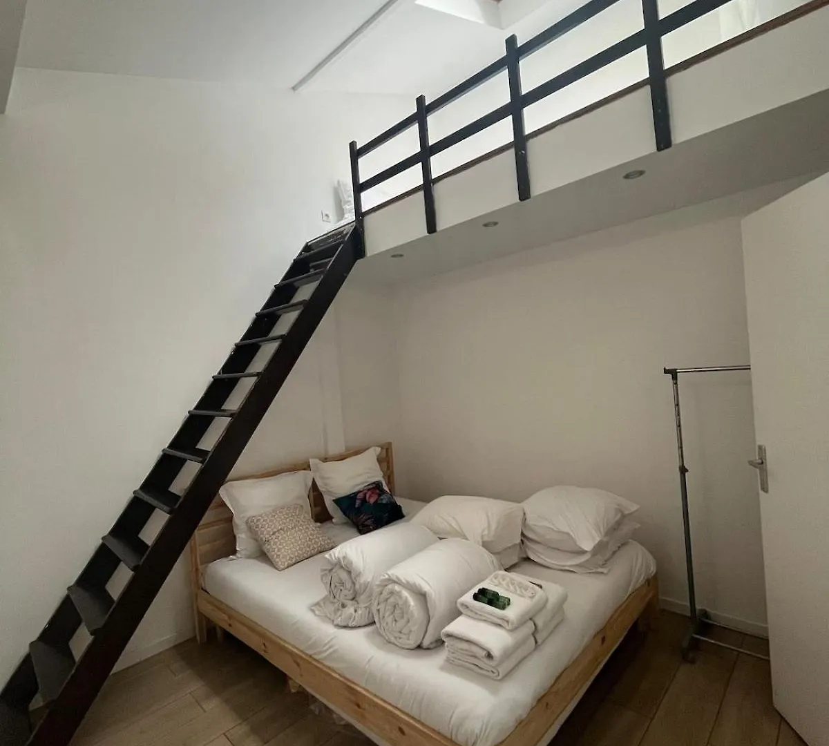 Berbere 13 People Paris Place De La Nation Apartment